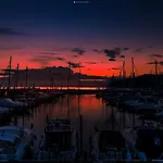 شقة La Casa Di Carlotta Privat Parking Free 5 Min Dal Mare