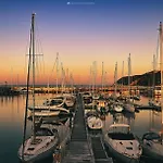 شقة La Casa Di Carlotta Privat Parking Free 5 Min Dal Mare