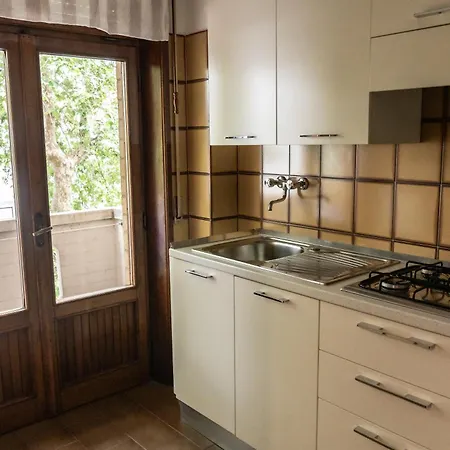 La Casa Di Carlotta Privat Parking Free 5 Min Dal Mare Apartment
