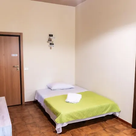 Apartment La Casa Di Carlotta Privat Parking Free 5 Min Dal Mare