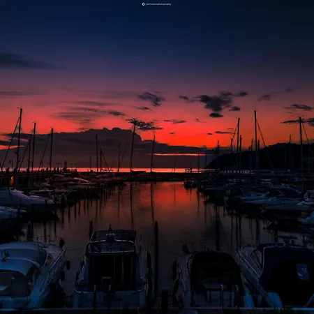 דירה La Casa Di Carlotta Privat Parking Free 5 Min Dal Mare