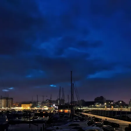 Apartmán La Casa Di Carlotta Privat Parking Free 5 Min Dal Mare Cattolica