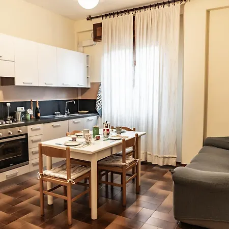 La Casa Di Carlotta Privat Parking Free 5 Min Dal Mare Apartment Cattolica
